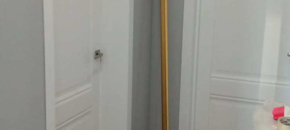 Установка межкомнатных дверей